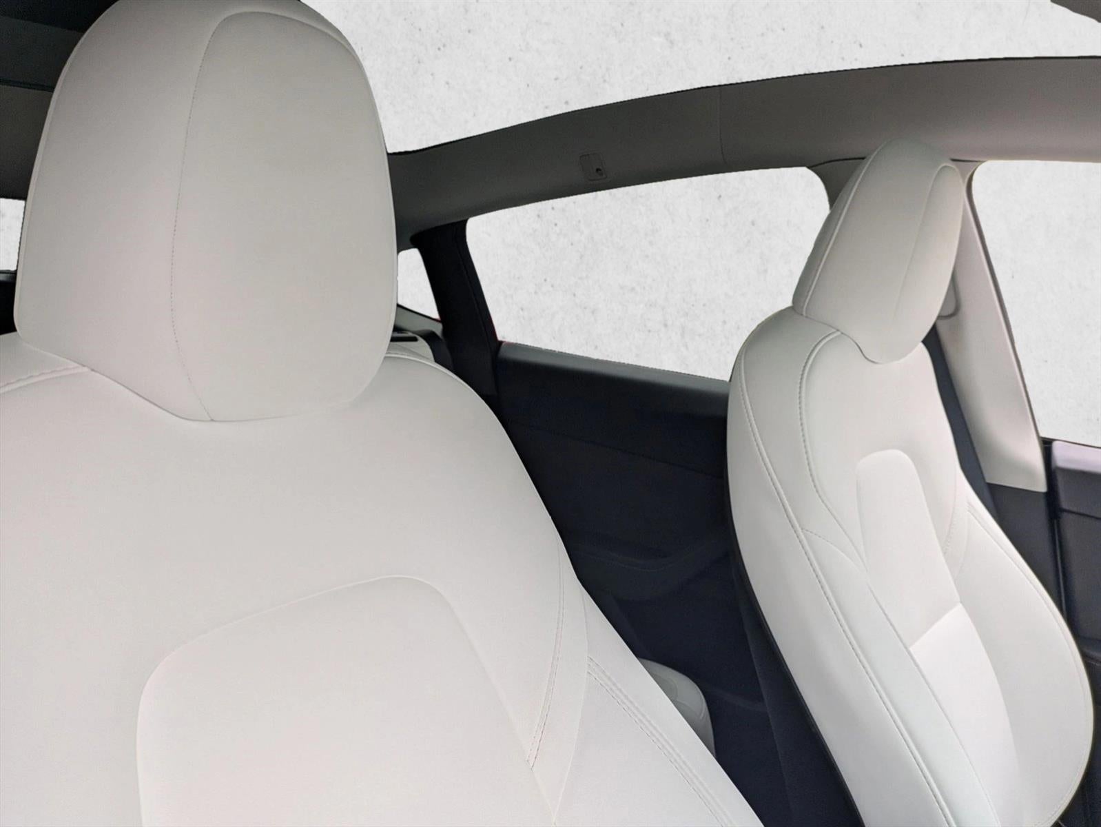 2025 Tesla Model Y Long Range RWD *Ltd Avail*