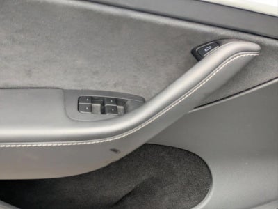 2025 Tesla Model Y Long Range RWD *Ltd Avail*