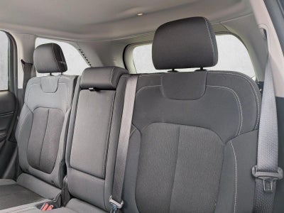 2023 Jeep Grand Cherokee Laredo 4x2