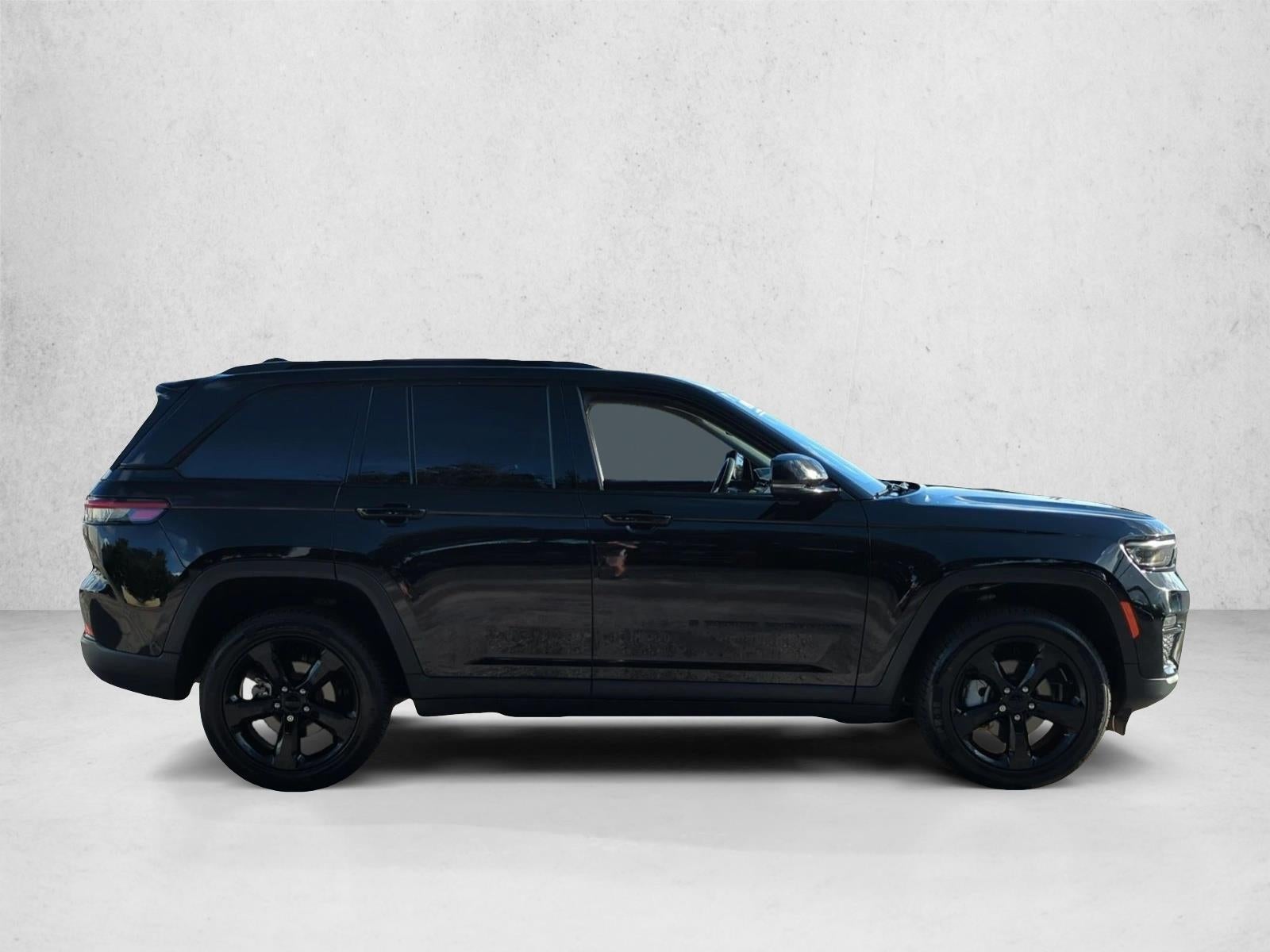 2023 Jeep Grand Cherokee Limited 4x2