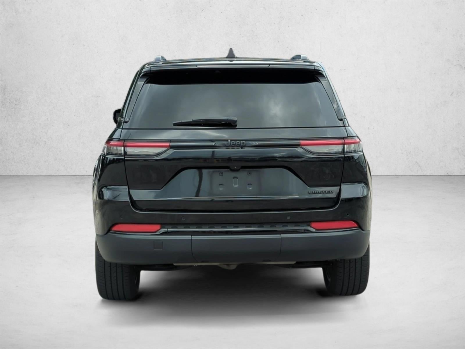 2023 Jeep Grand Cherokee Limited 4x2