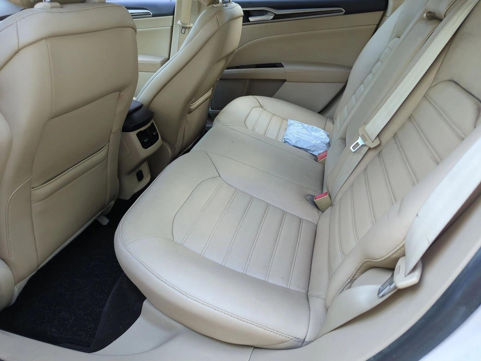 2015 Ford Fusion 4dr Sdn SE FWD