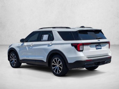 2025 Ford Explorer ST-Line RWD