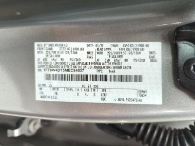 2021 Ford Super Duty F-450 DRW Platinum 4WD Crew Cab 8' Box