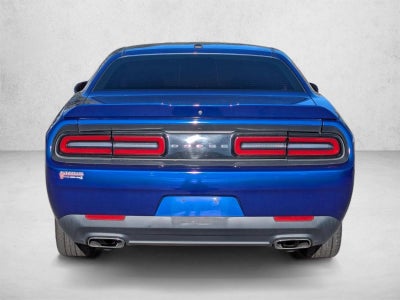 2018 Dodge Challenger SXT RWD