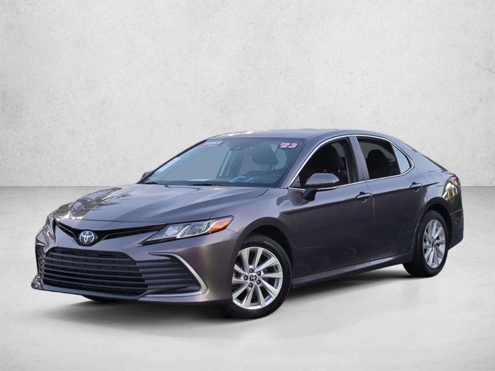 2023 Toyota Camry LE Auto (SE)