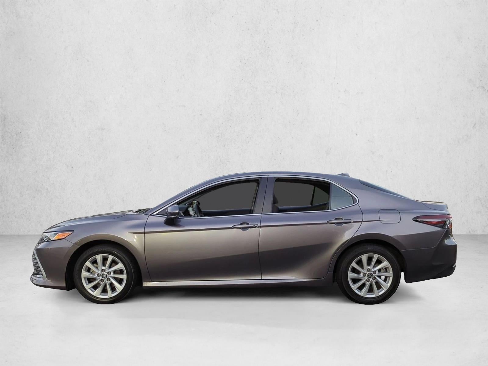 2023 Toyota Camry LE Auto (SE)