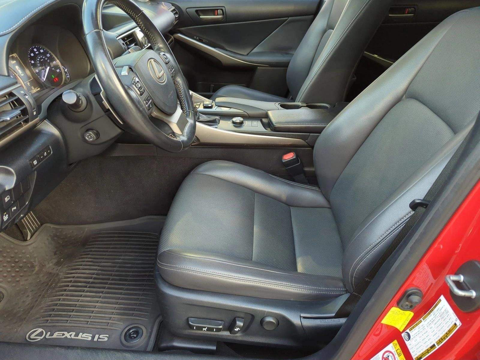 2018 Lexus IS 300 RWD