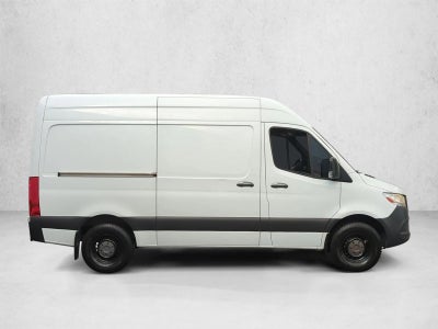 2020 Mercedes-Benz Sprinter Cargo Van 2500 Standard Roof V6 144" RWD