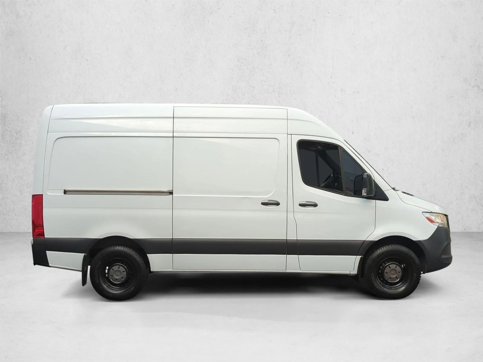 2020 Mercedes-Benz Sprinter Cargo Van 2500 Standard Roof V6 144" RWD