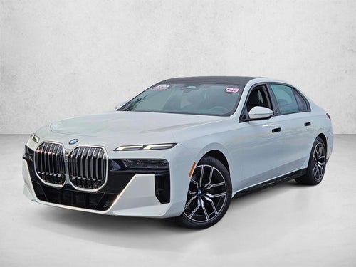 2025 BMW 740i xDrive Sedan