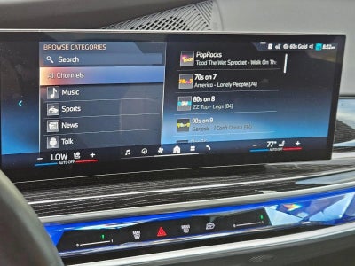 2025 BMW 740i xDrive Sedan