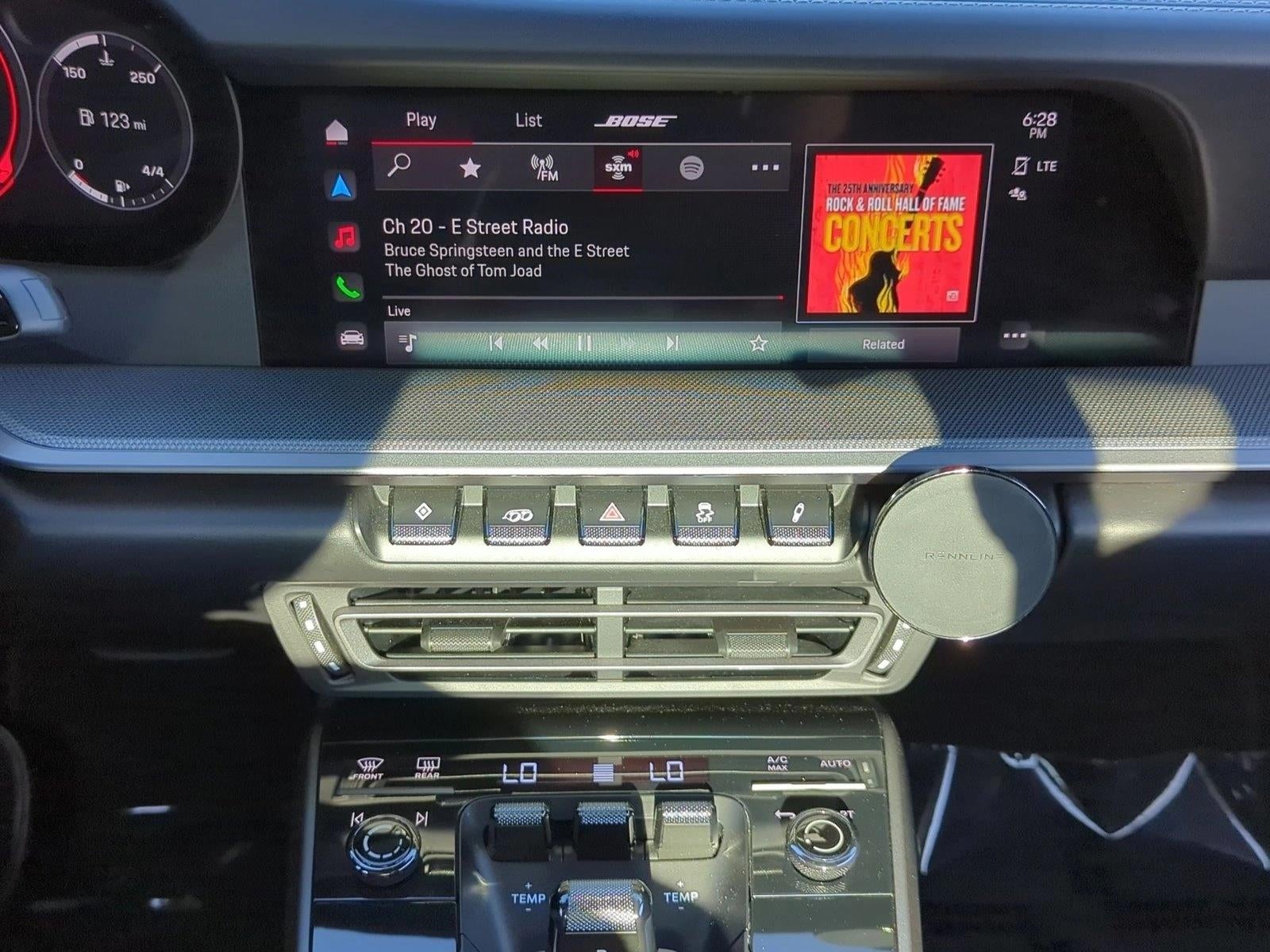 2022 Porsche 911 Carrera Coupe