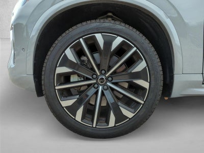 2025 Volvo XC90 Plug-In Hybrid 2025.5 T8 AWD Ultra 7-Seater