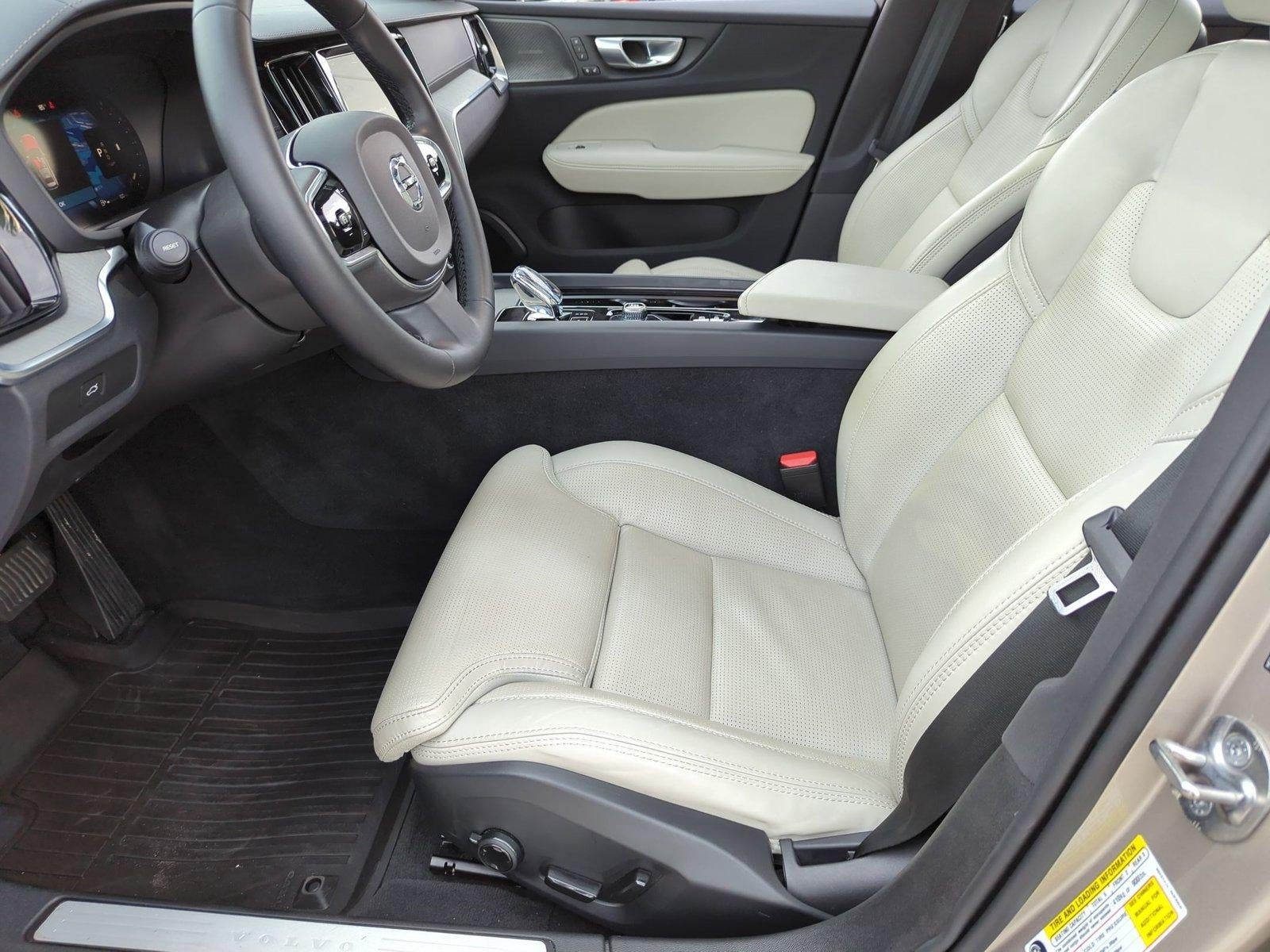 2024 Volvo V60 Cross Country B5 AWD Ultimate