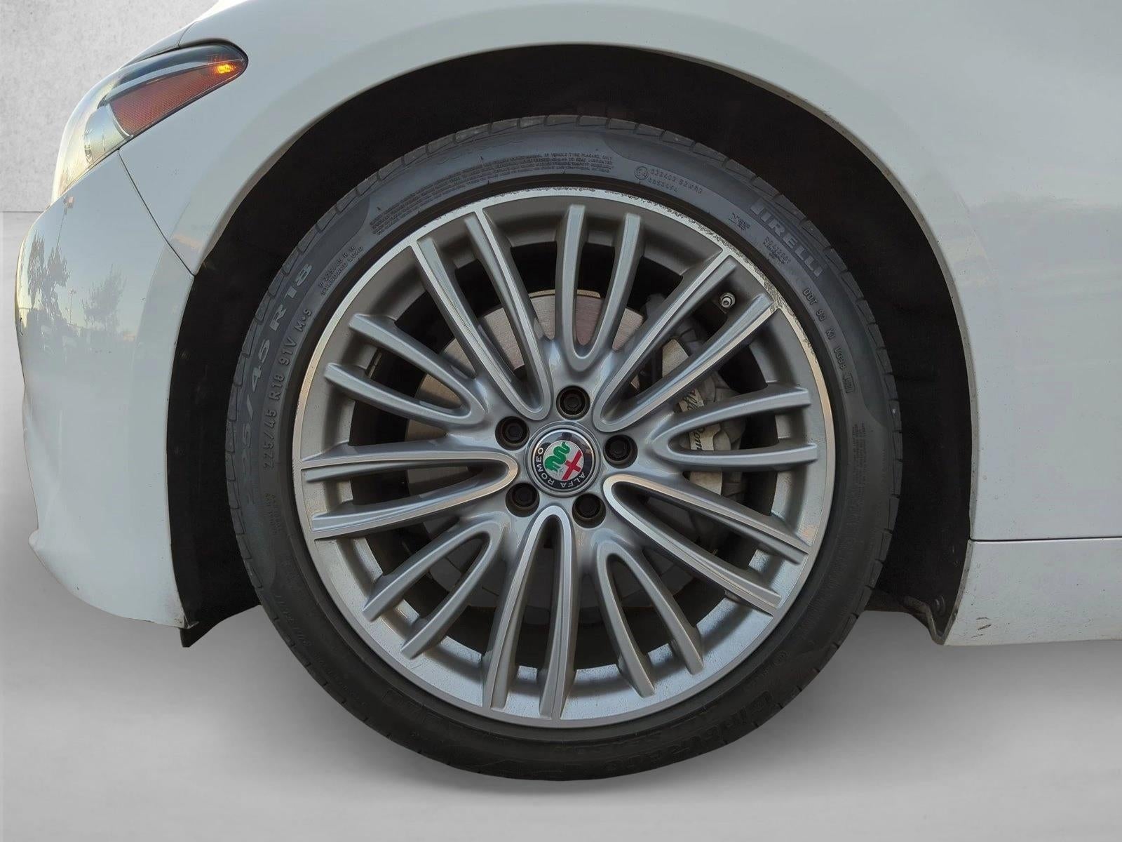 2019 Alfa Romeo Giulia Ti Lusso RWD