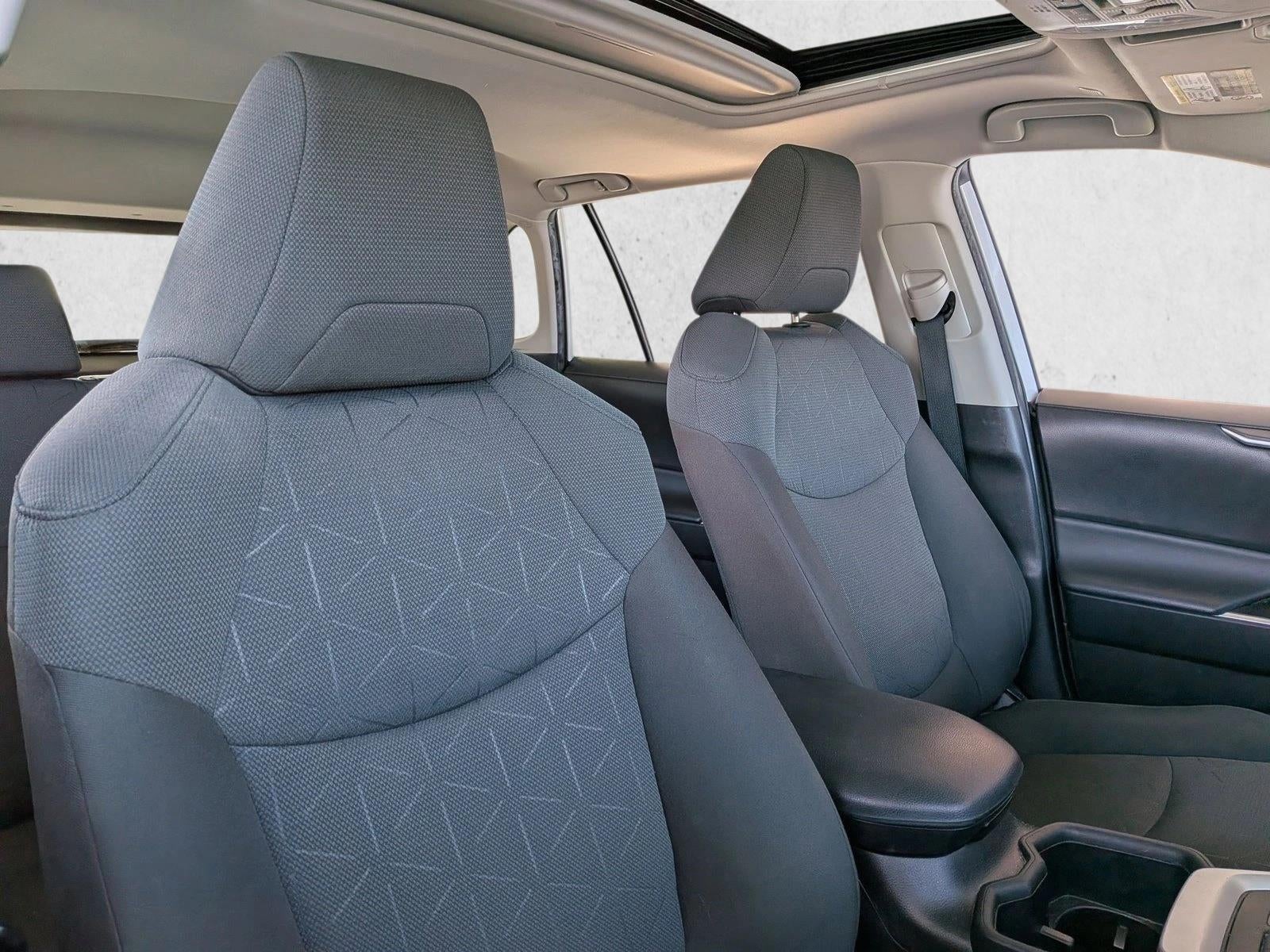 2023 Toyota RAV4 XLE FWD (GS)