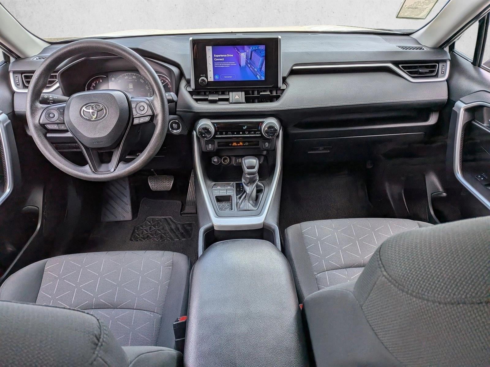 2023 Toyota RAV4 XLE FWD (GS)