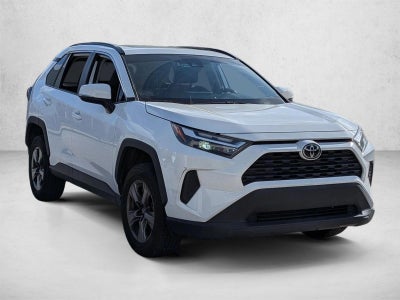 2023 Toyota RAV4 XLE FWD (GS)