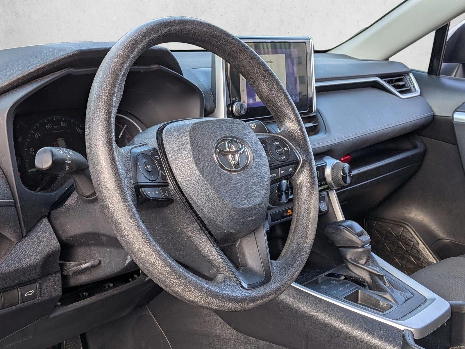 2023 Toyota RAV4 XLE FWD (GS)