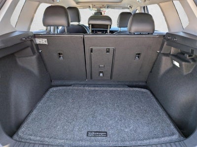 2024 Volkswagen Taos SE Black 4MOTION