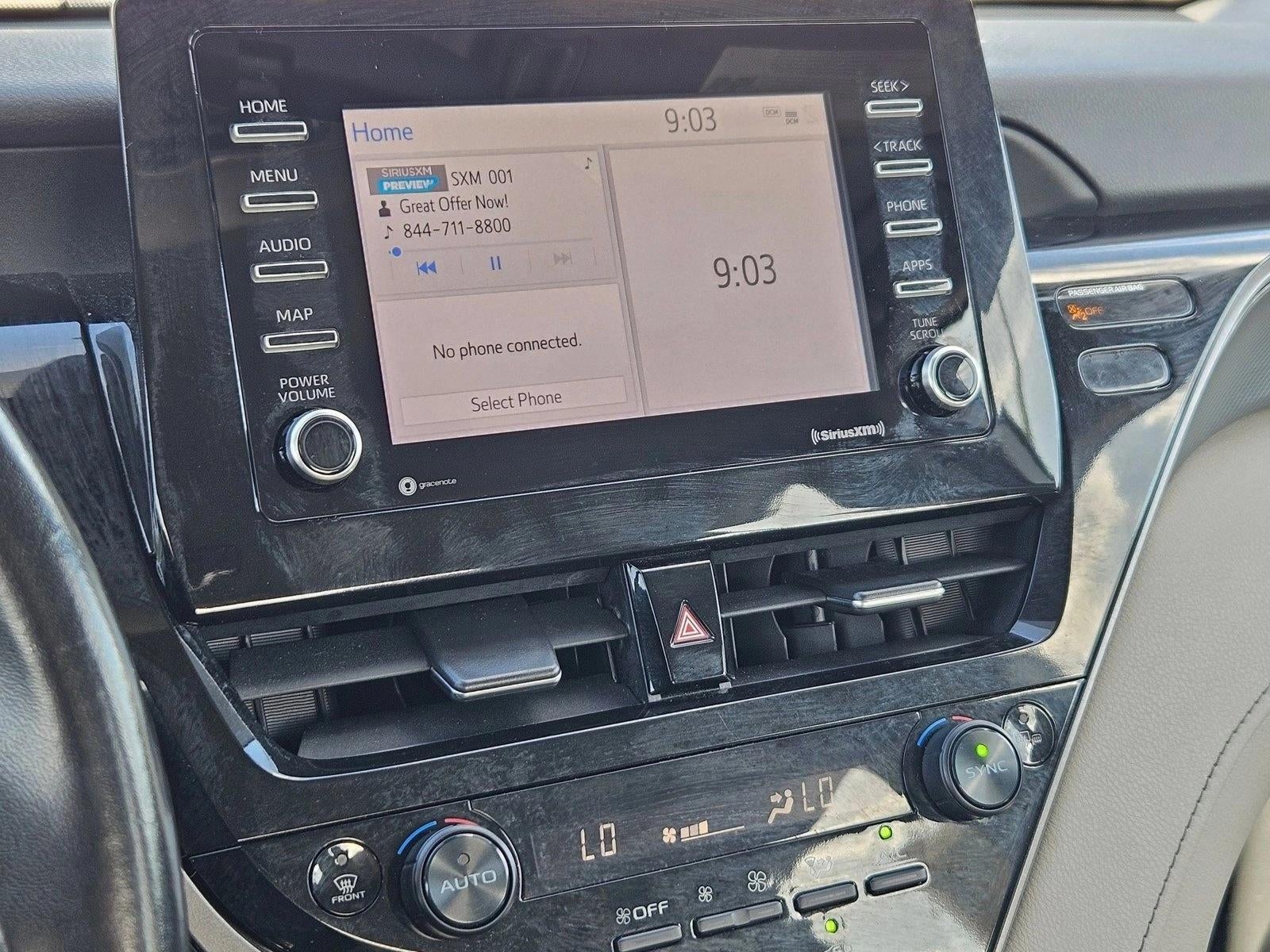 2022 Toyota Camry SE Auto (SE)