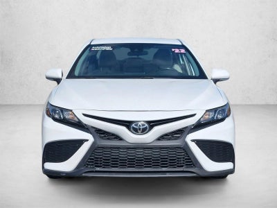 2022 Toyota Camry SE Auto (SE)