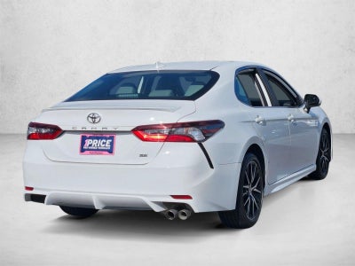 2022 Toyota Camry SE Auto (SE)