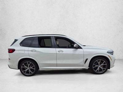 2022 BMW X5 M50i Sports Activity Vehicle