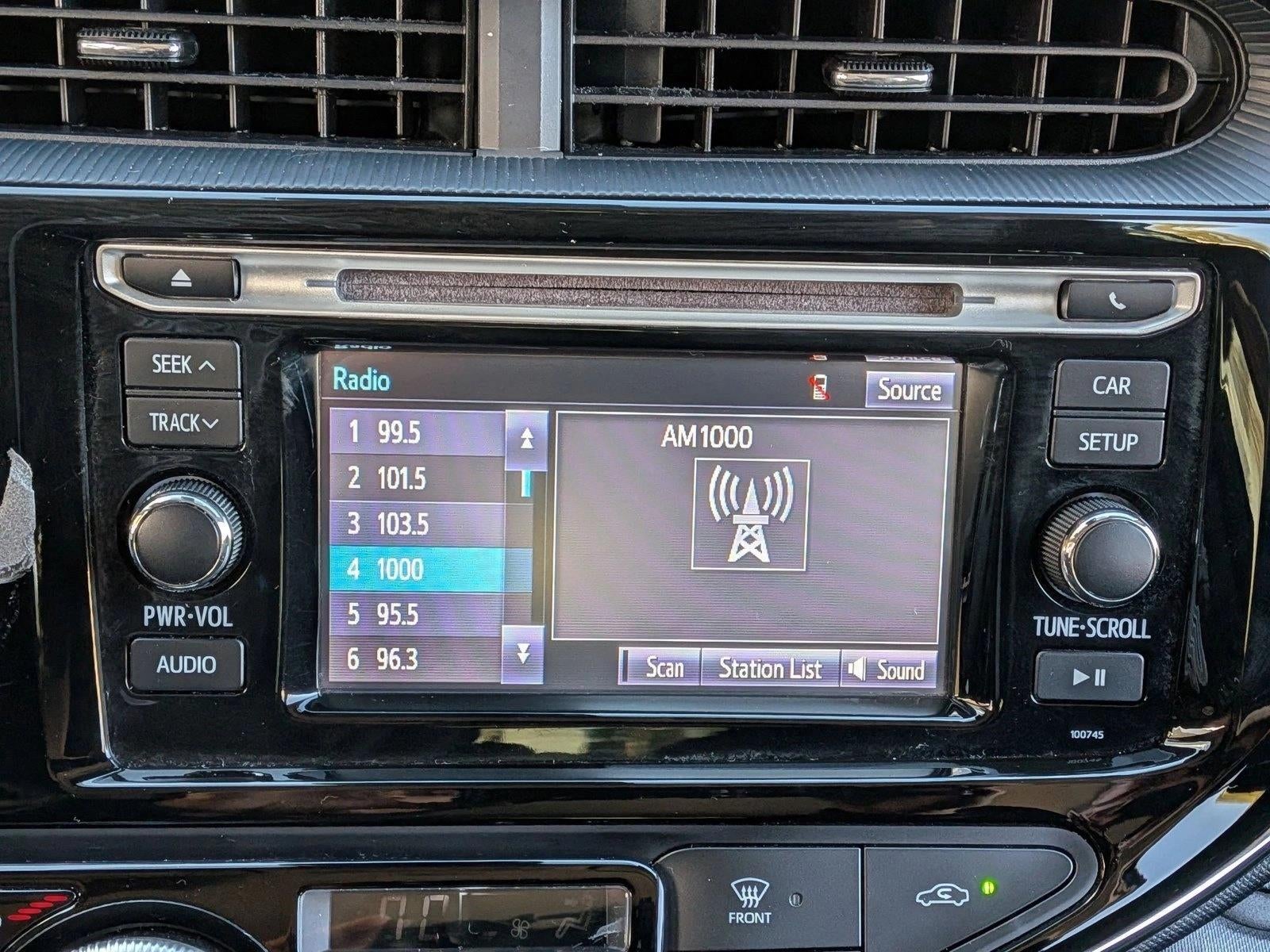 2018 Toyota Prius c Two (GS)