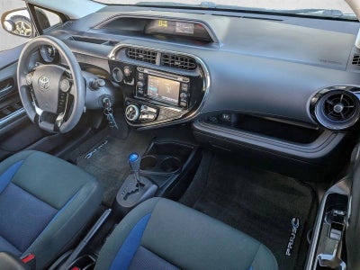 2018 Toyota Prius c Two (GS)