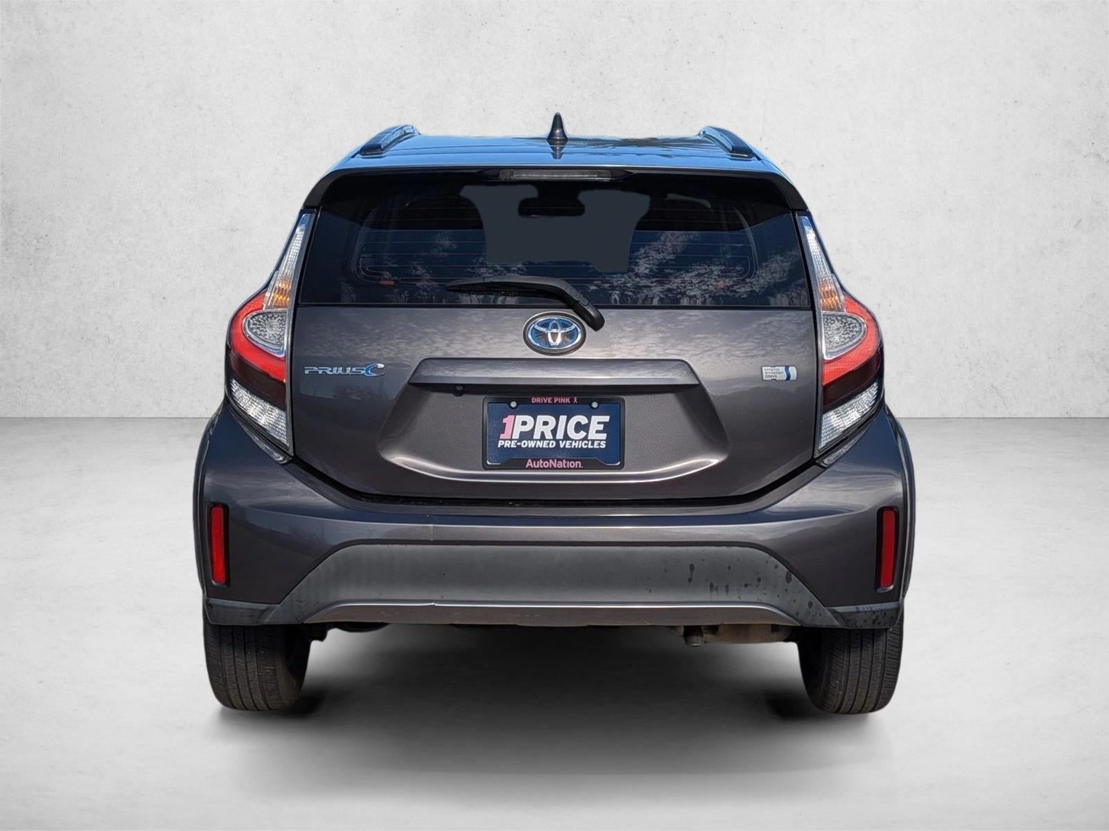 2018 Toyota Prius c Two (GS)