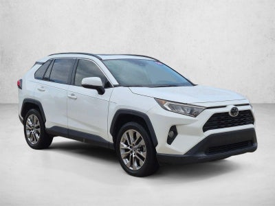 2019 Toyota RAV4 XLE Premium FWD (Natl)