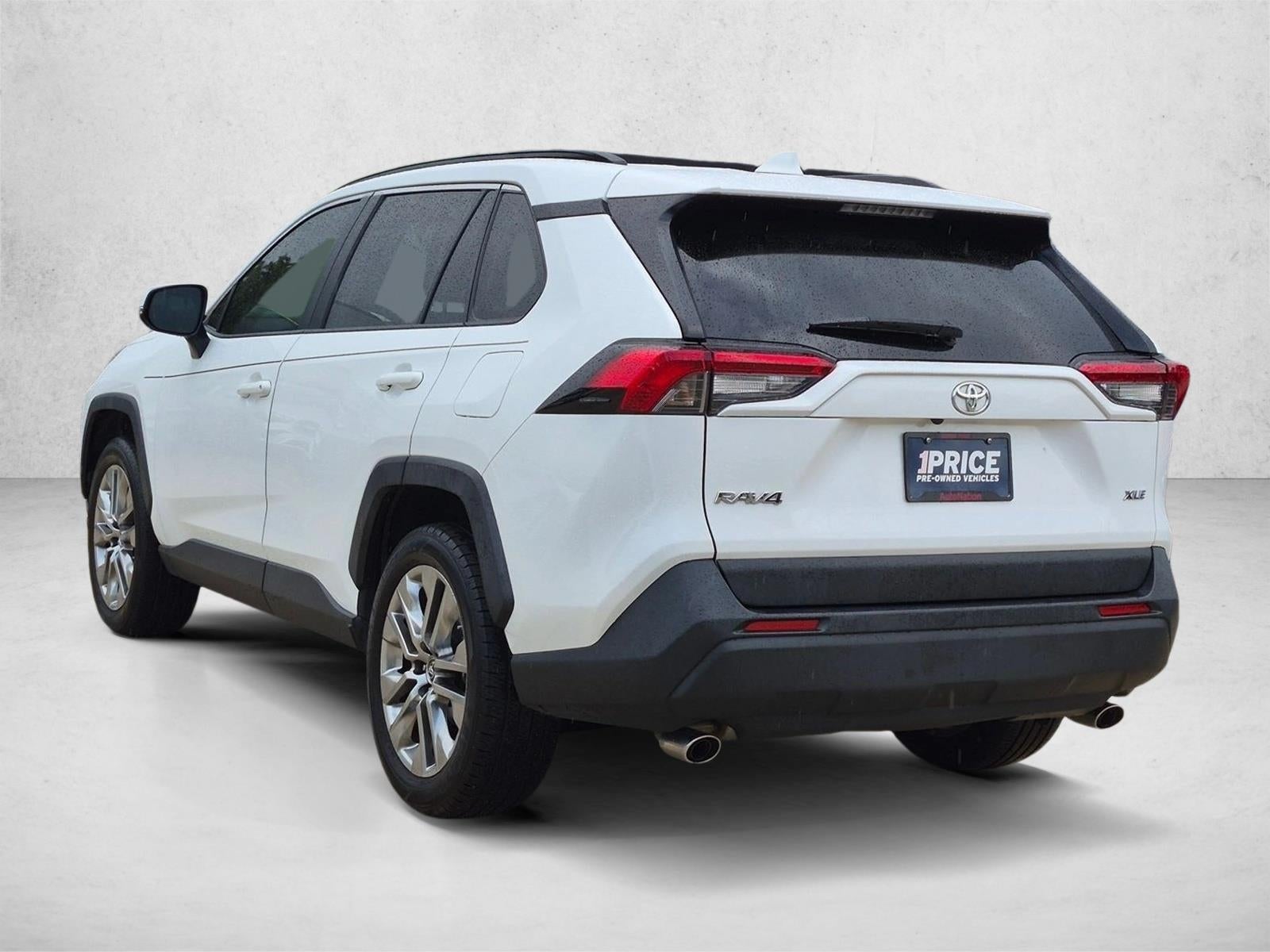 2019 Toyota RAV4 XLE Premium FWD (Natl)