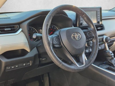 2019 Toyota RAV4 XLE Premium FWD (Natl)