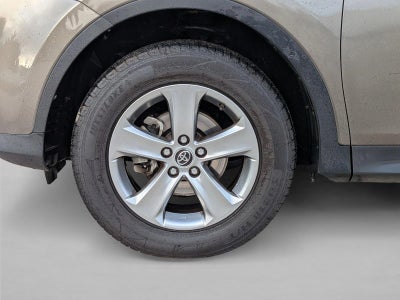2015 Toyota RAV4 FWD 4dr XLE (GS)
