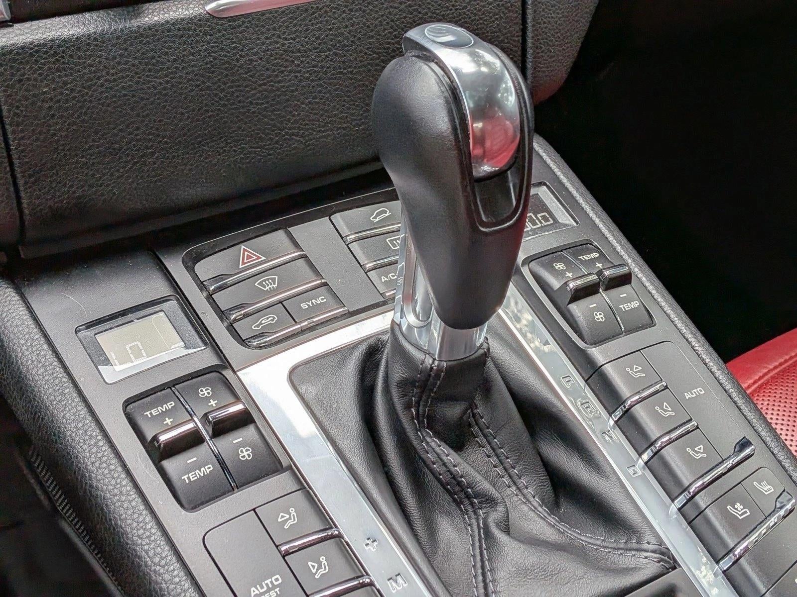 2017 Porsche Macan Turbo AWD