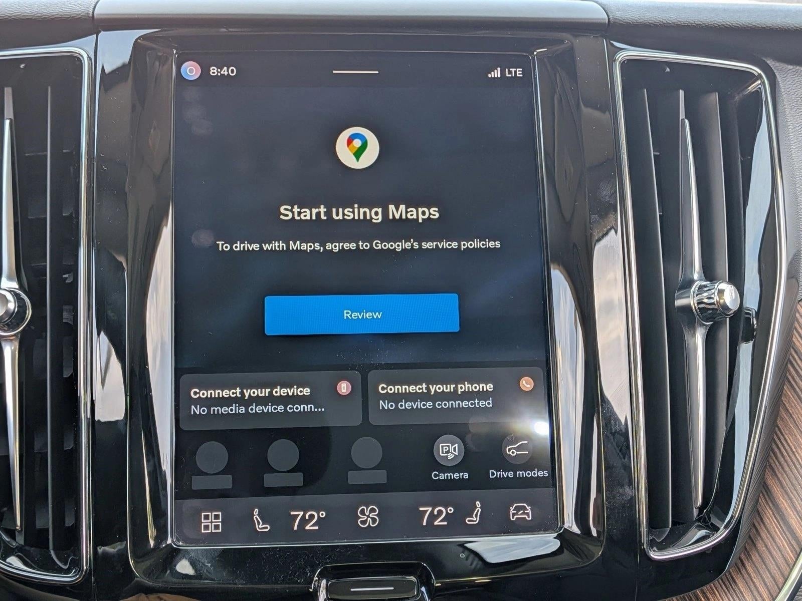 2022 Volvo XC60 B5 FWD Momentum