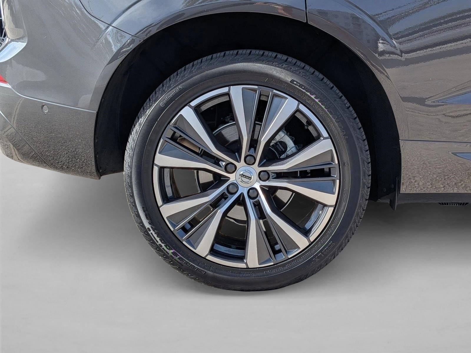 2022 Volvo XC60 B5 FWD Momentum