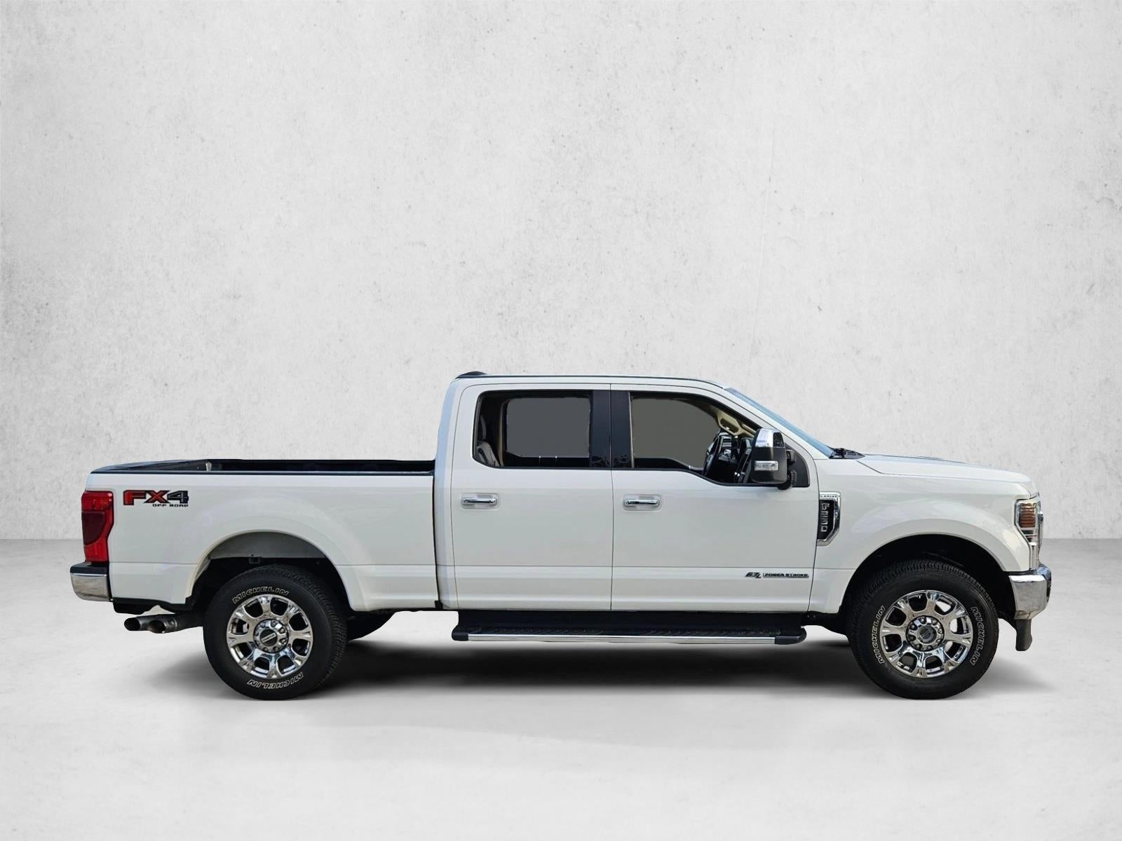 2020 Ford Super Duty F-250 SRW LARIAT 4WD Crew Cab 6.75' Box