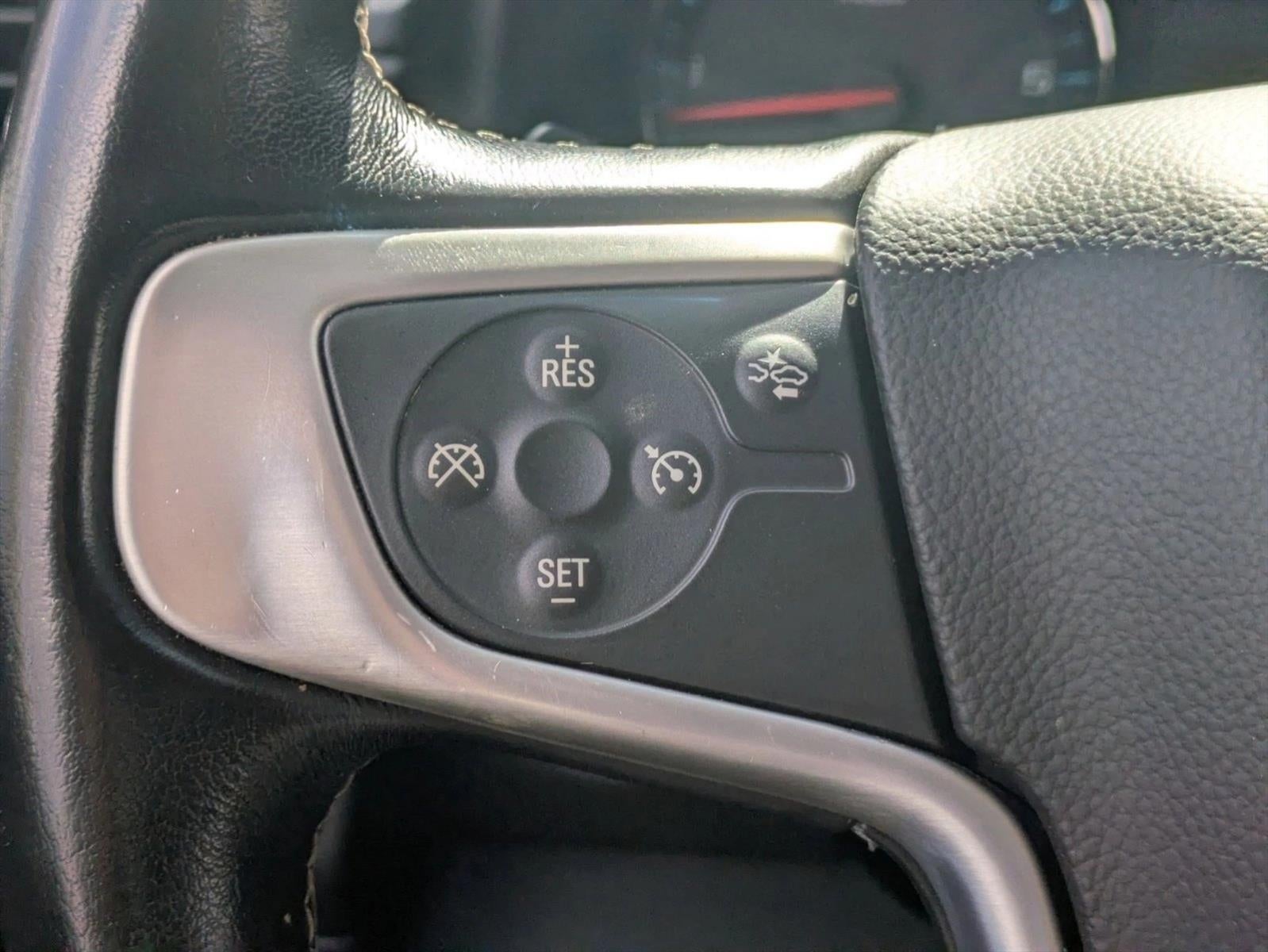 2020 GMC Yukon 2WD 4dr SLE