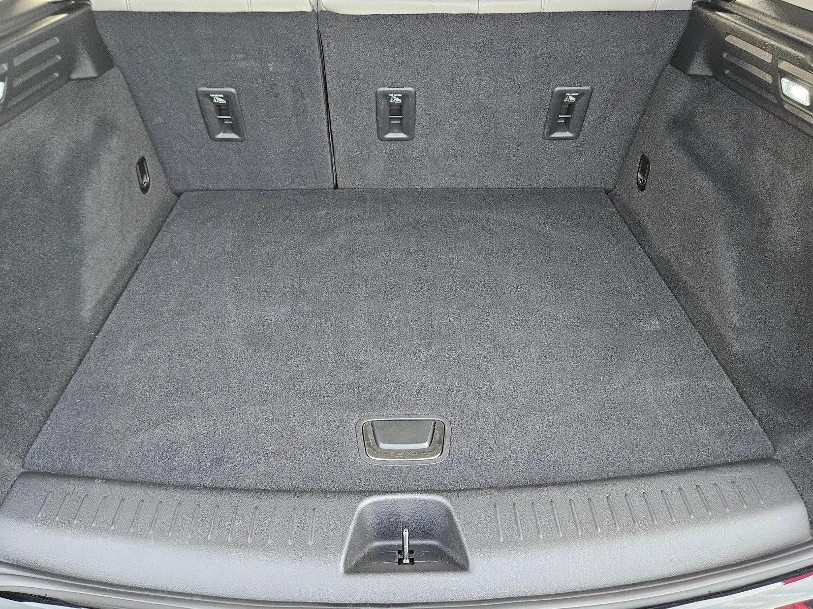 2022 Cadillac XT4 FWD 4dr Luxury