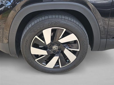 2024 Volkswagen Atlas Cross Sport 2.0T SE w/Technology FWD