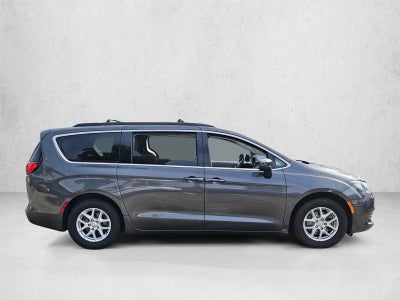 2020 Chrysler Voyager LXI FWD