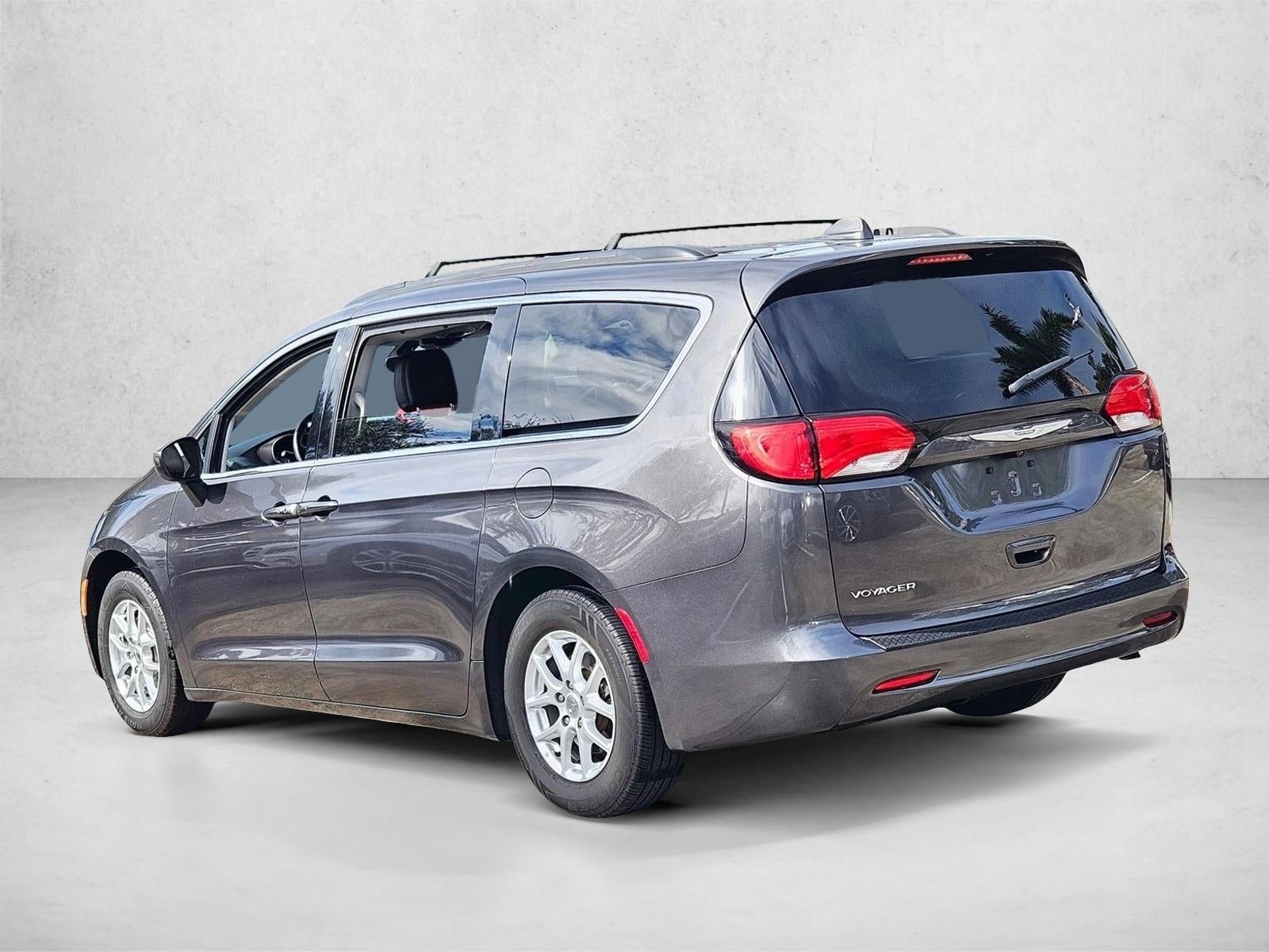 2020 Chrysler Voyager LXI FWD