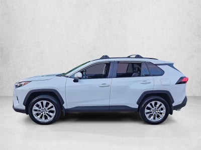 2025 Toyota RAV4 XLE Premium FWD (Natl)