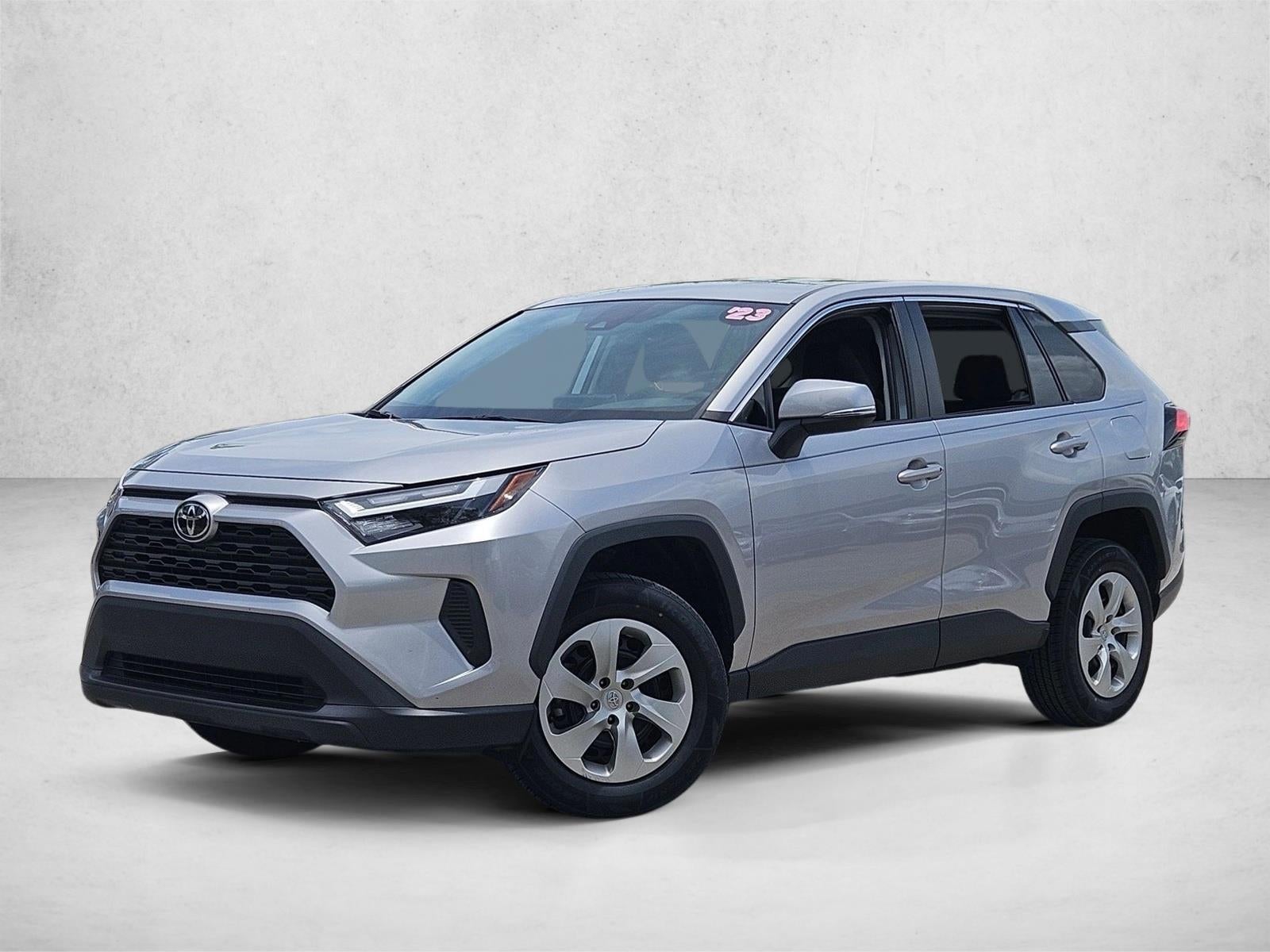 2023 Toyota RAV4 LE FWD (GS)