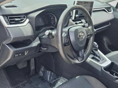 2023 Toyota RAV4 LE FWD (GS)