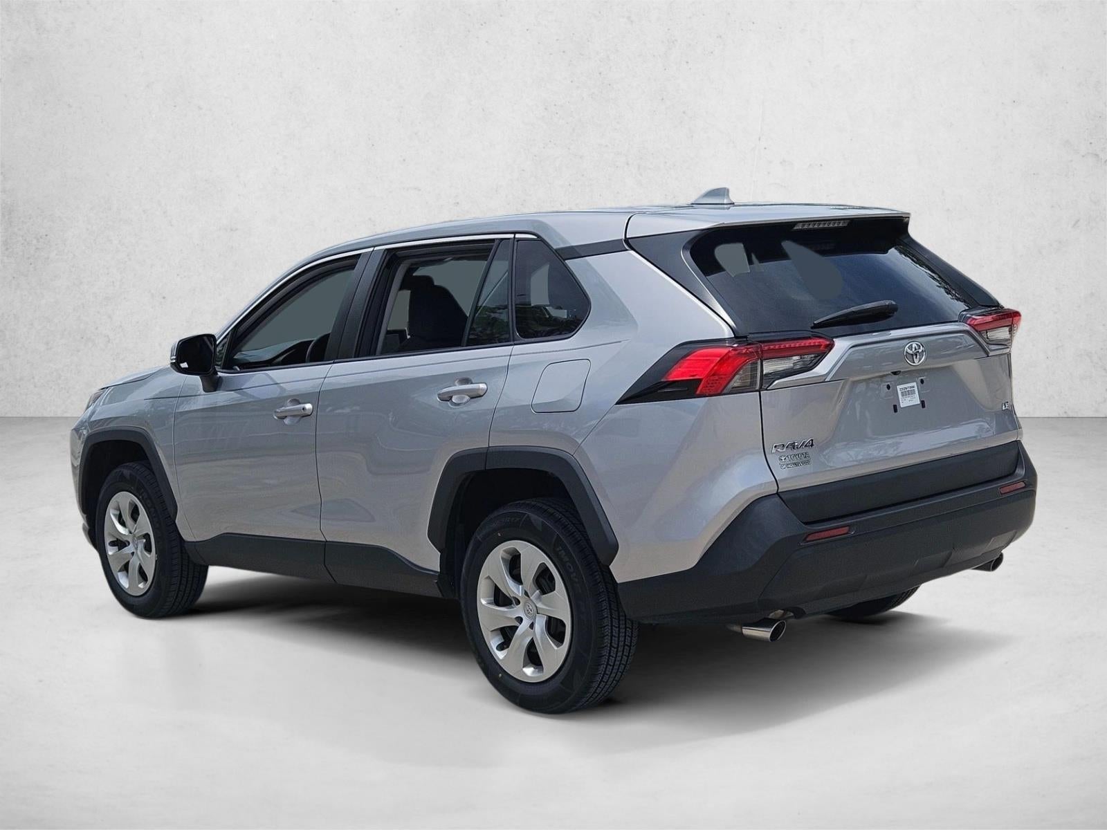 2023 Toyota RAV4 LE FWD (GS)