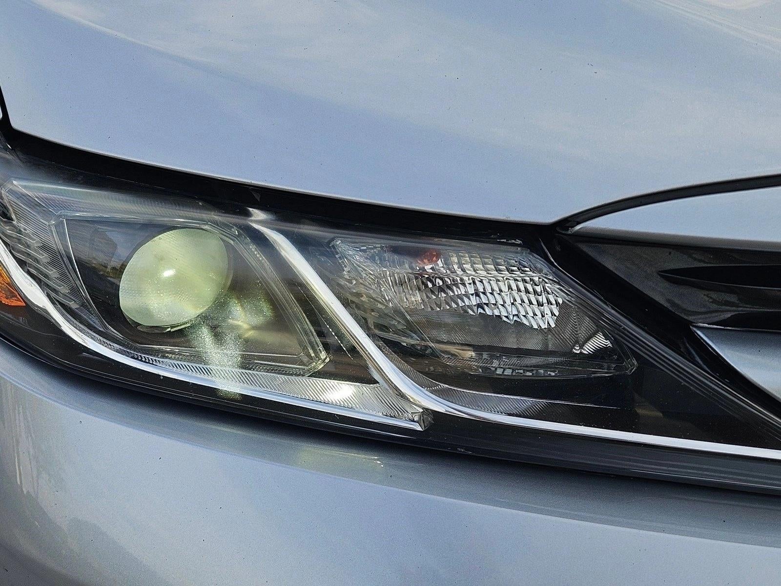 2018 Toyota Camry LE Auto (SE)